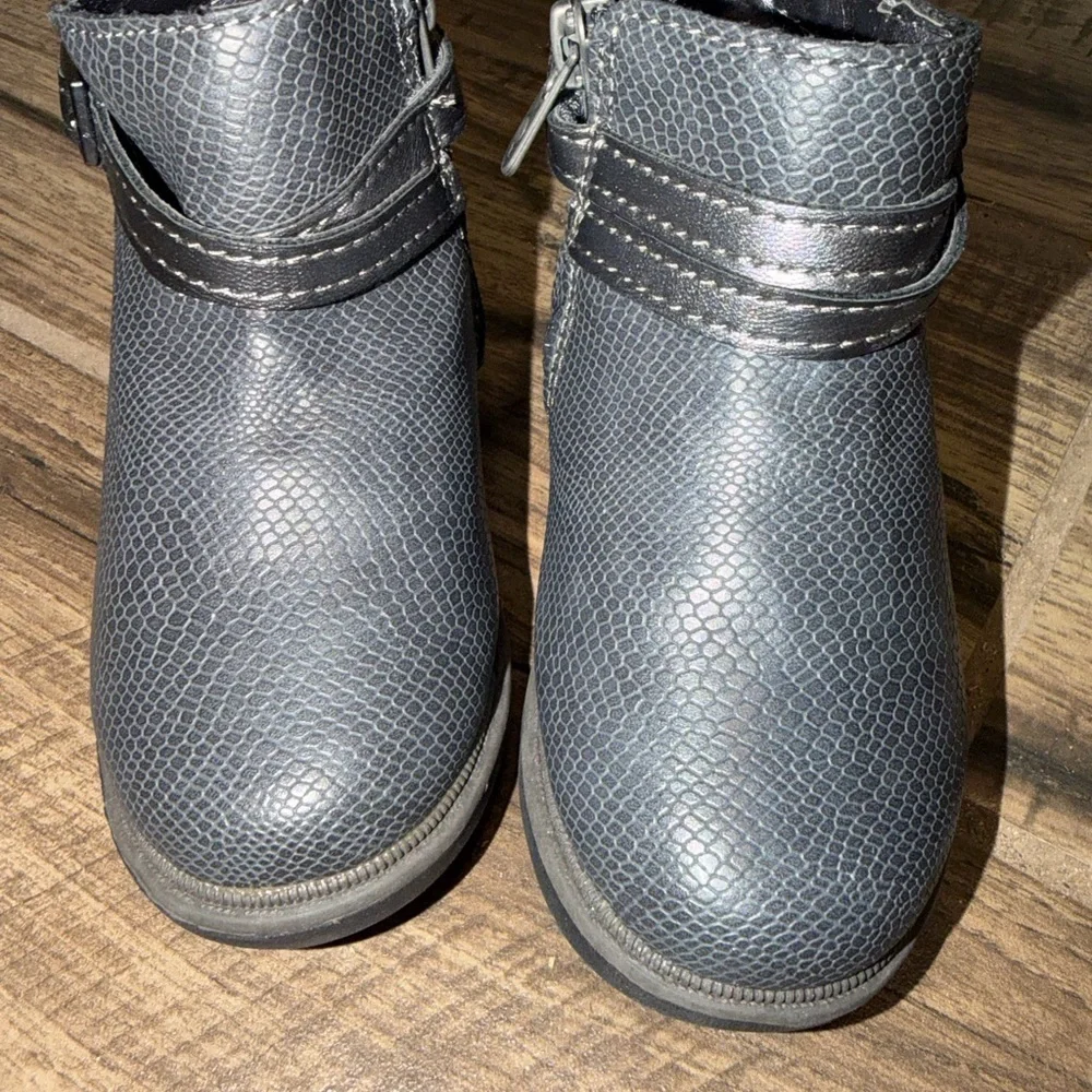 Step & Stride Harper Glitter Gray Booties Toddler Girl 6.5 For Wide Feet